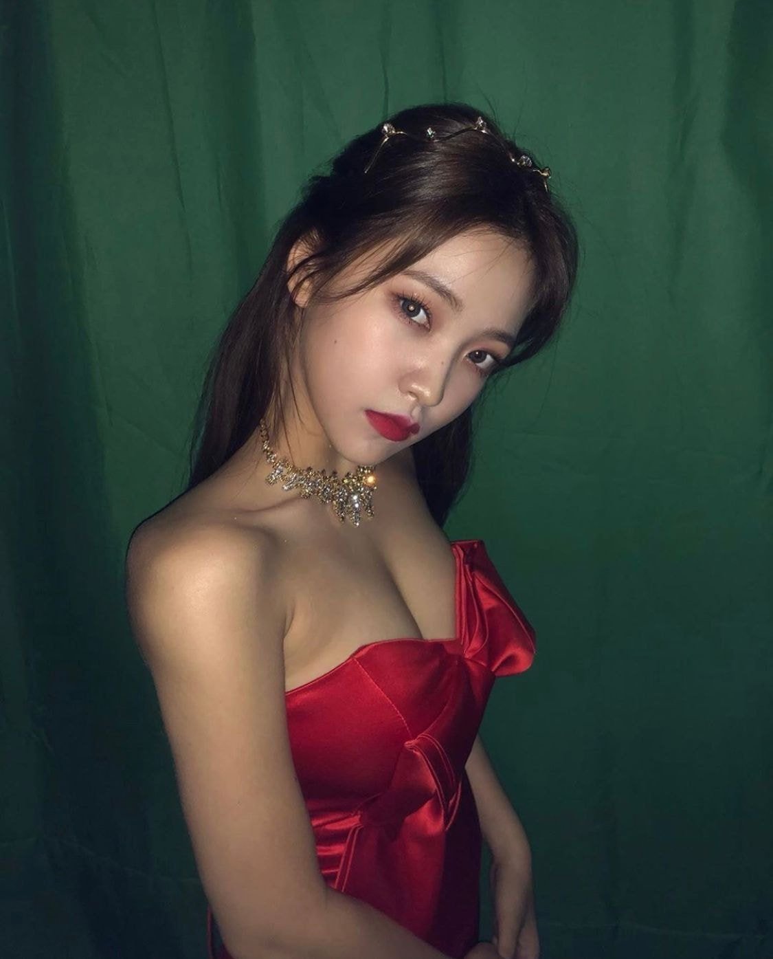오늘자 레드벨벳 예리.jpg (콘서트 컨셉?!)