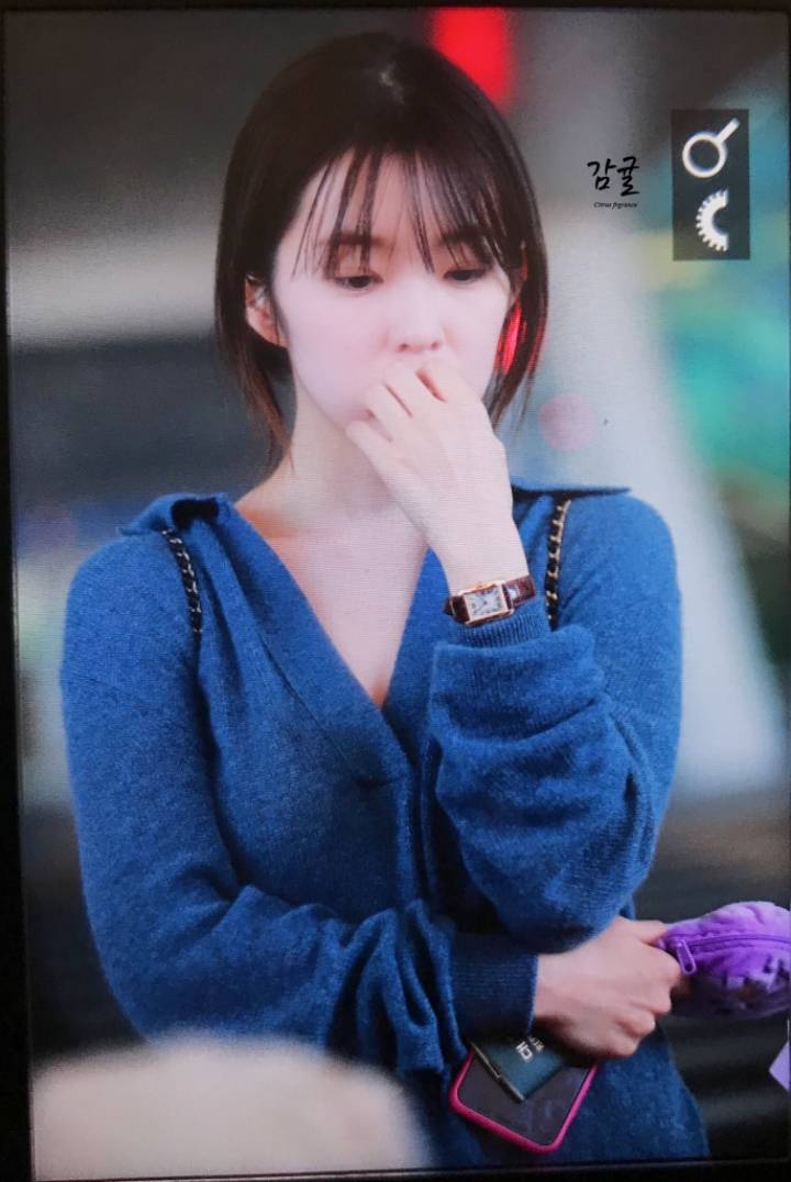 입국하는 레드벨벳 아이린.jpg