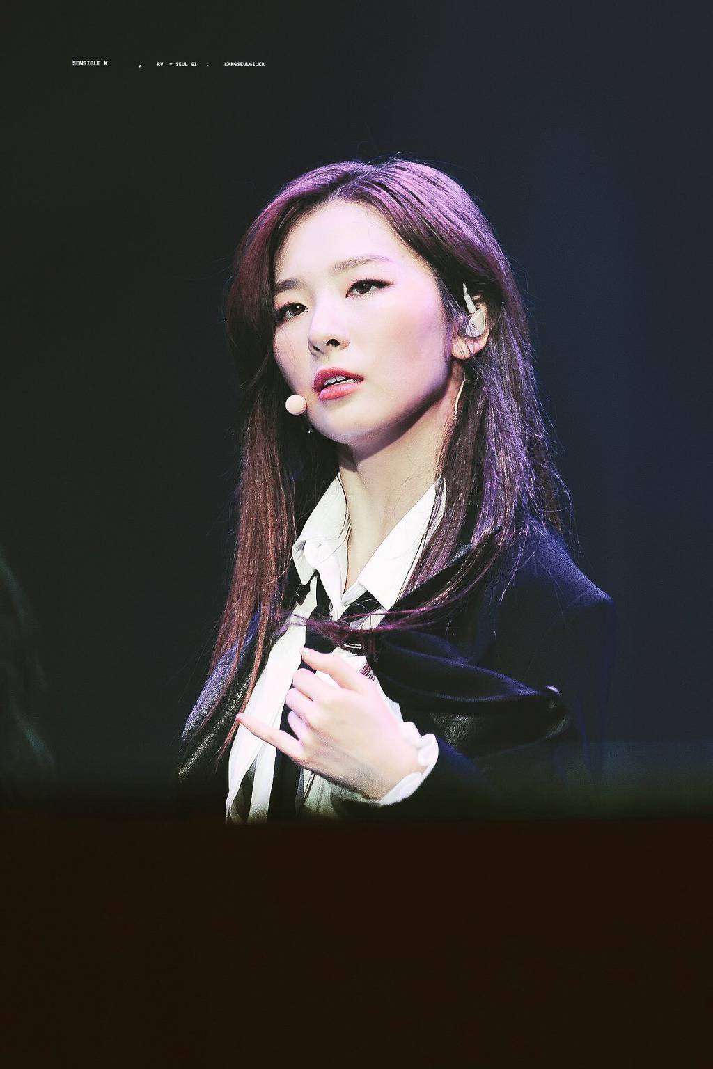 블랙 수트 간지 #레드벨벳 슬기.jpgif