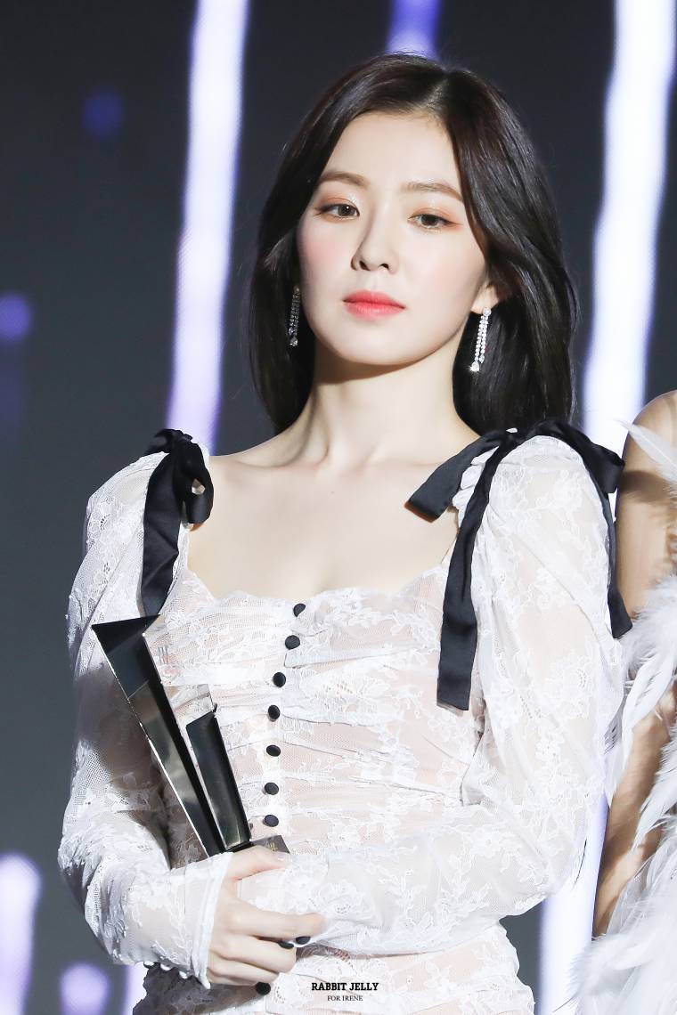 순백의 레드벨벳 아이린