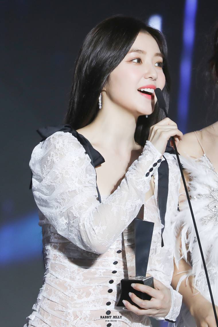 순백의 레드벨벳 아이린