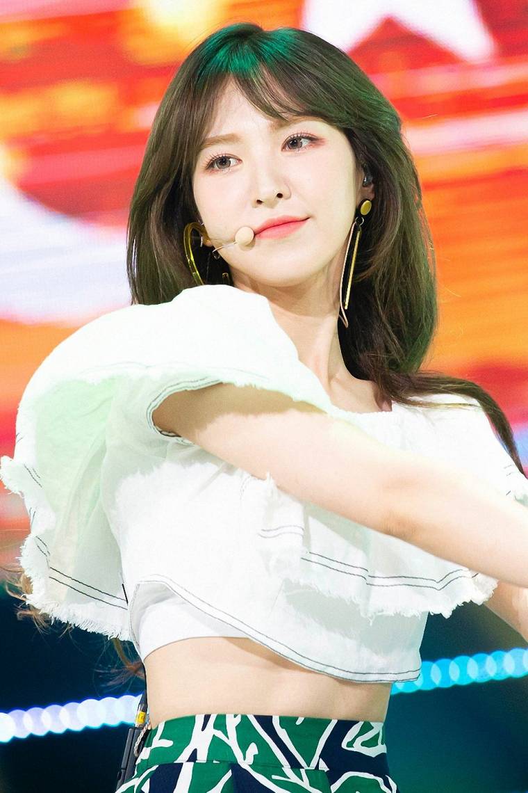 레드벨벳 웬디 랜덤짤.jpg