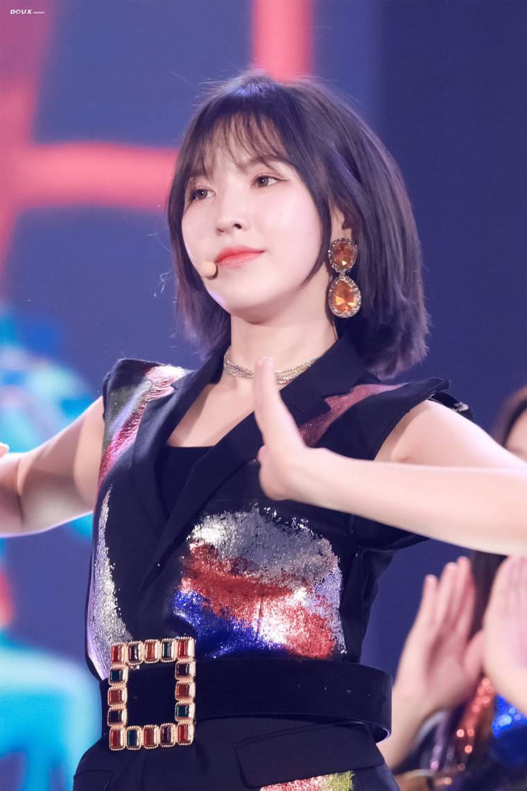 레드벨벳 웬디 랜덤짤.jpg