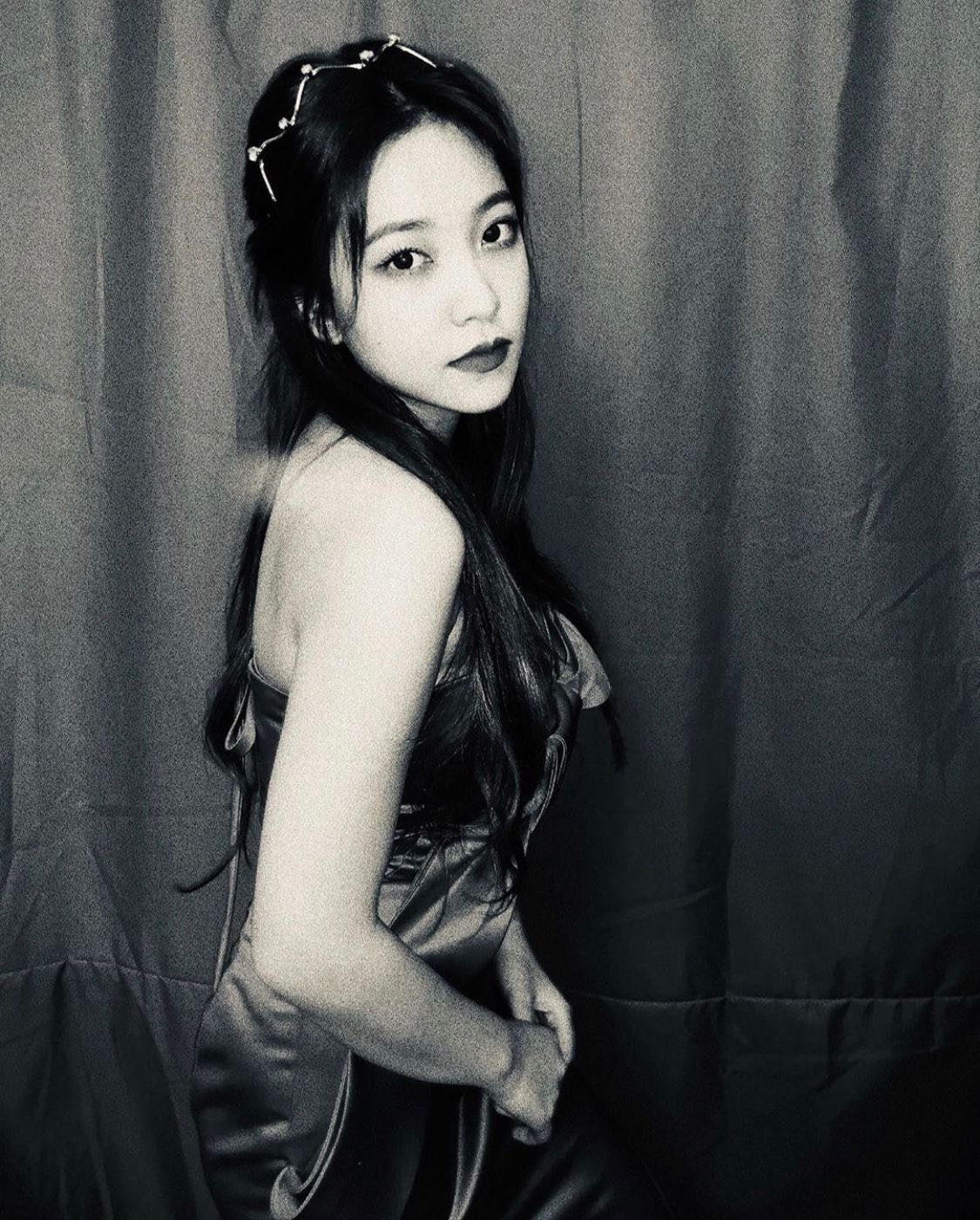 오늘자 레드벨벳 예리.jpg (콘서트 컨셉?!)
