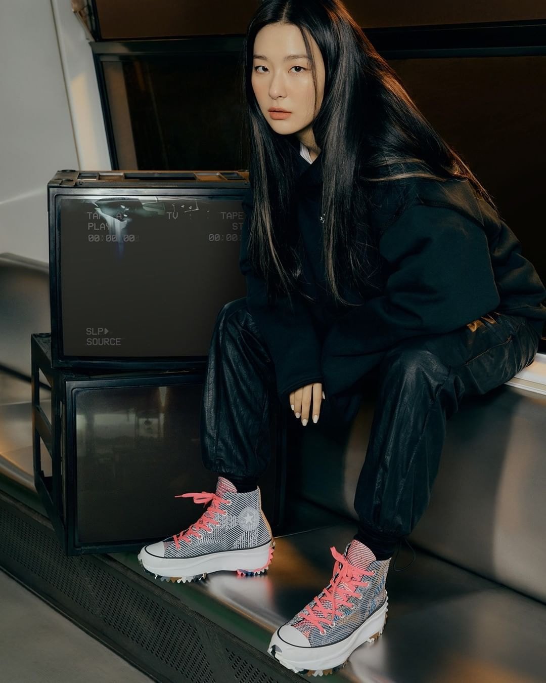 레드벨벳 슬기 컨버스 #벽을허물자 캠페인 화보