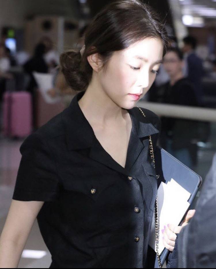 공항에서 #레드벨벳 아이린