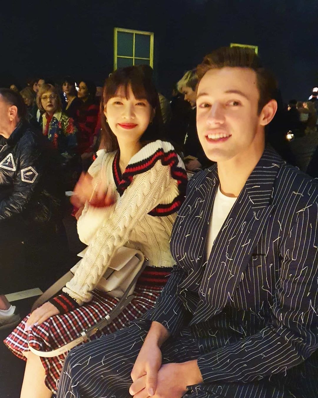 마이클 코어스 컬렉션 참석현장에서.. #레드벨벳 조이