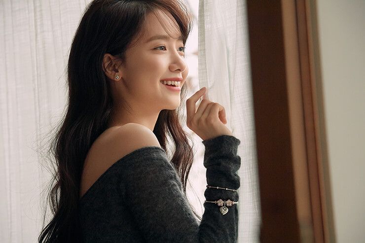 윤아 엘르 12월호 화보