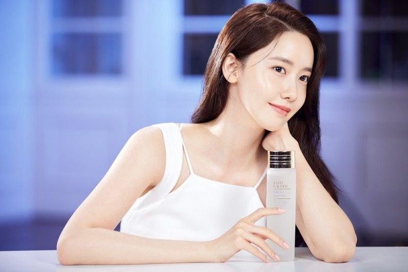 새로운 윤아 에스티로더 화보.jpg