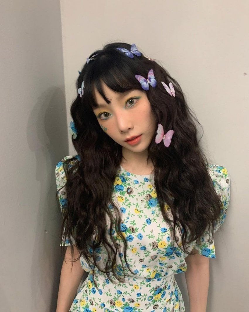 태연 인스타?(오늘 놀토 착장)