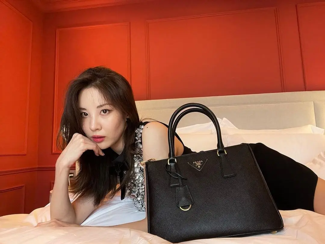 서현 인스타 업뎃 (feat. 프라다)