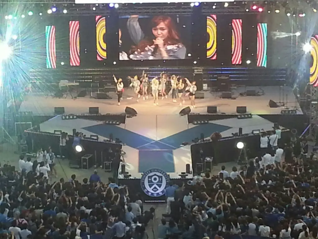 소녀시대(SNSD) 직캠 - 130516 연세대 아카라카 축제