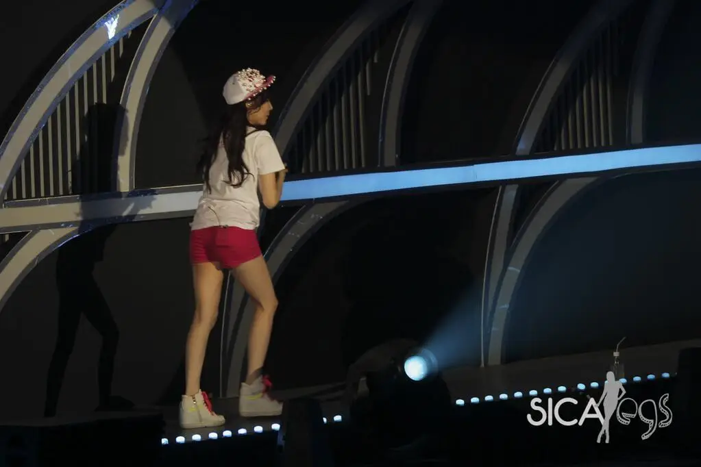 티파니(Tiffany) 직찍 :: 130609 걸스앤피스 서울 콘서트 by Sicalegs