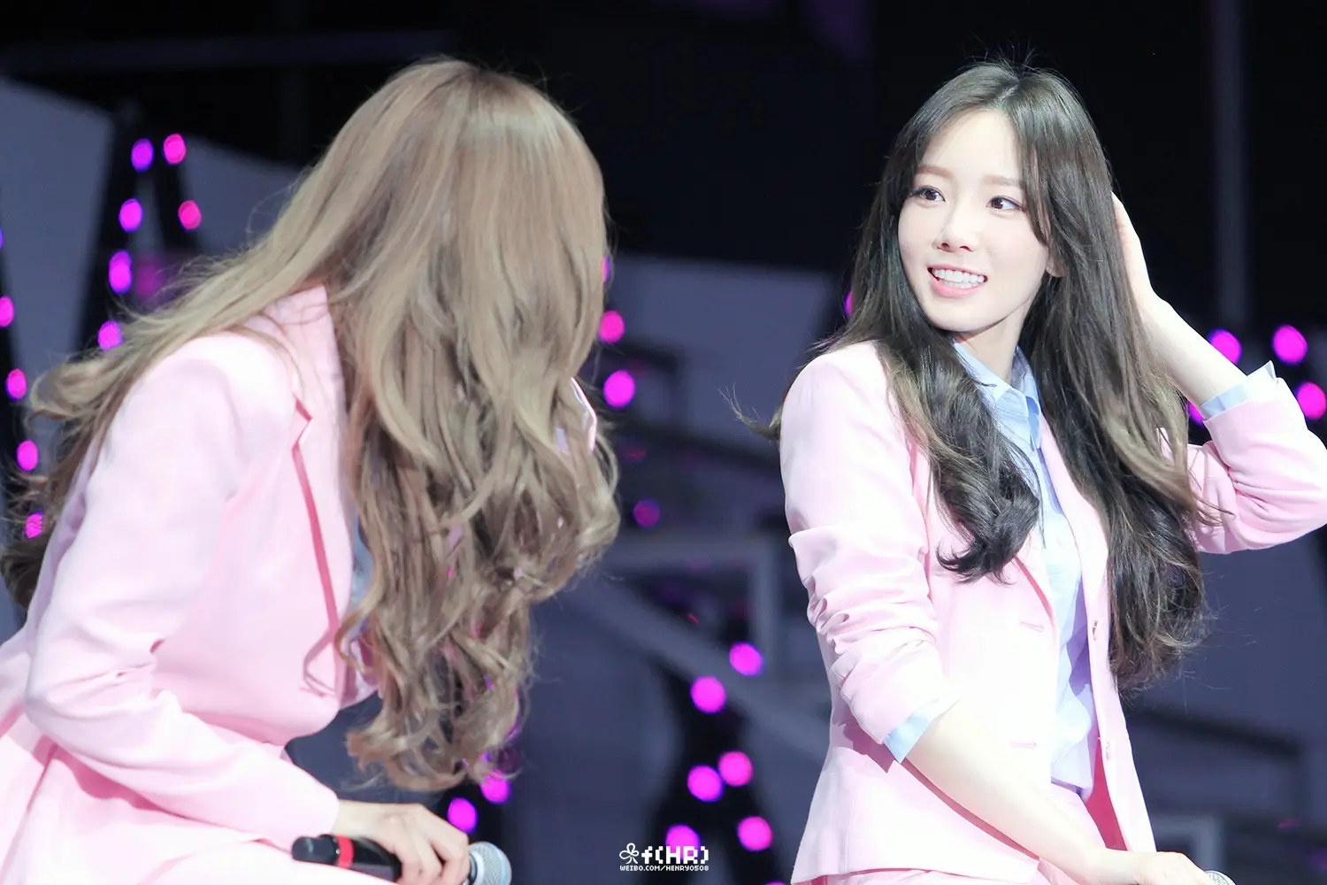 141129 베이징 팬미팅 태연&티파니 직찍 by xoloveaho