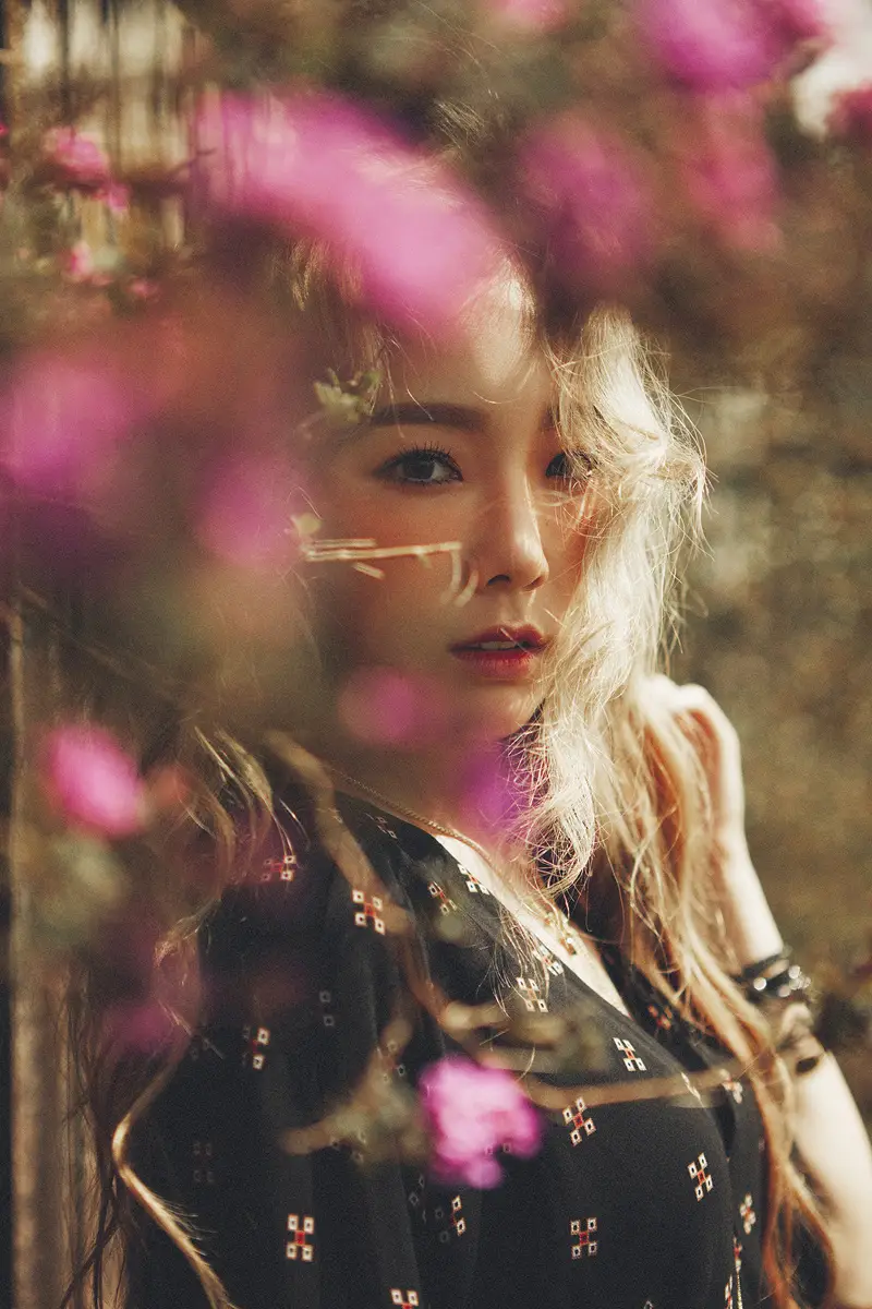 태연 첫 솔로 앨범 티저 사진.jpg