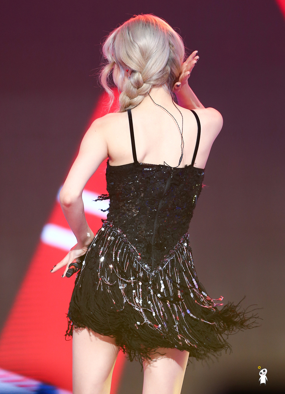 151231 가요대제전 태연 뒷태 by 꽃숑