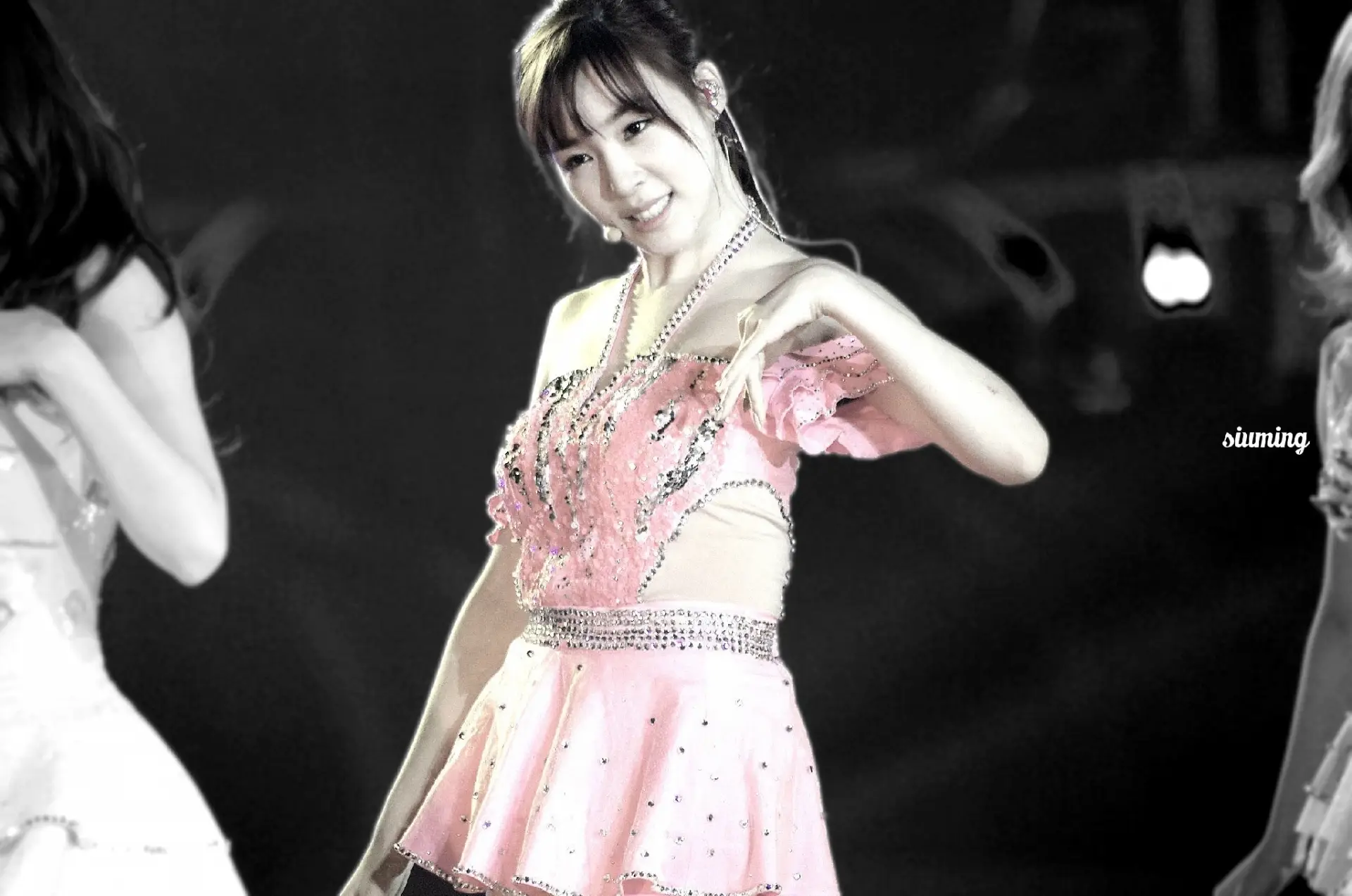 티파니 직찍 - 131109 걸스앤피스 홍콩콘서트 by 小明頭上長棵草_萌Shadow