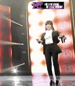 소녀시대 140313 엠카 1위 앵콜무대 각종 세레머니.gif