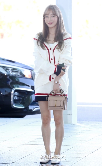 오늘자 태연.jpg