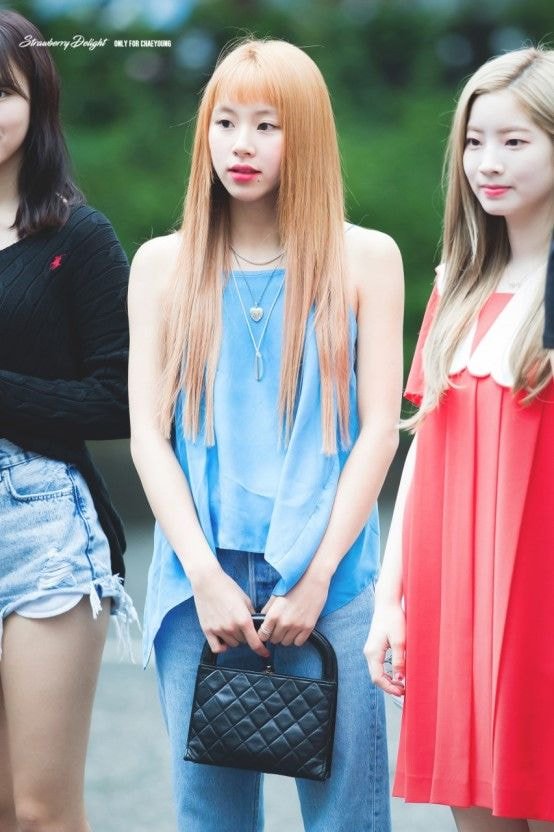 팔 길이가 사기급인 #트와이스 #채영.jpgif