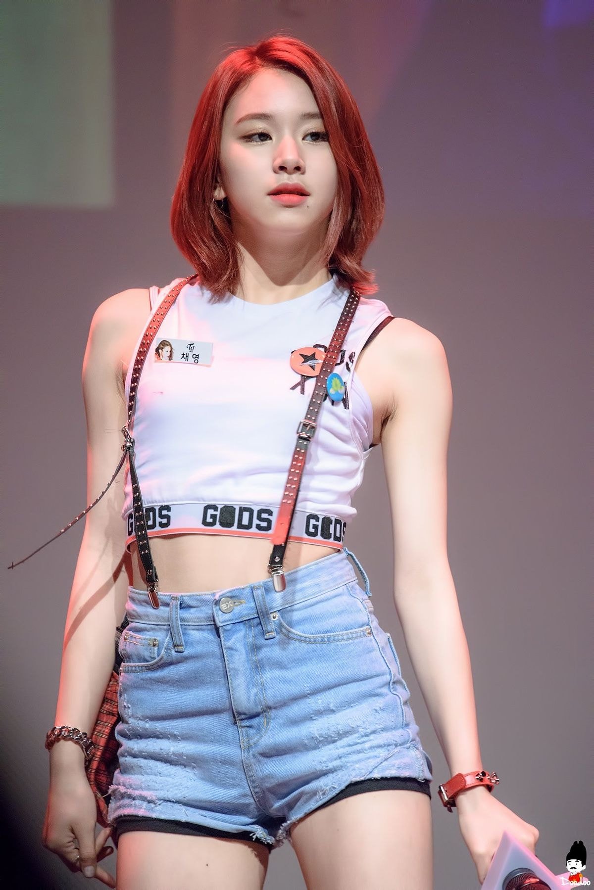 팔 길이가 사기급인 #트와이스 #채영.jpgif