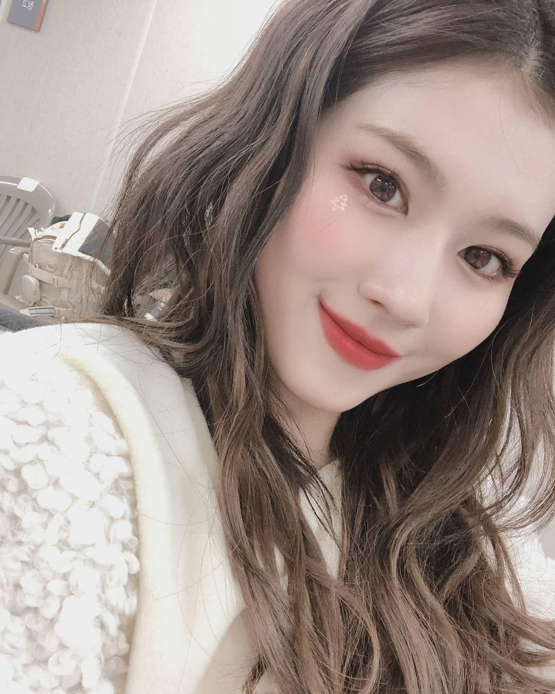 트와이스 사나 인스타 업뎃