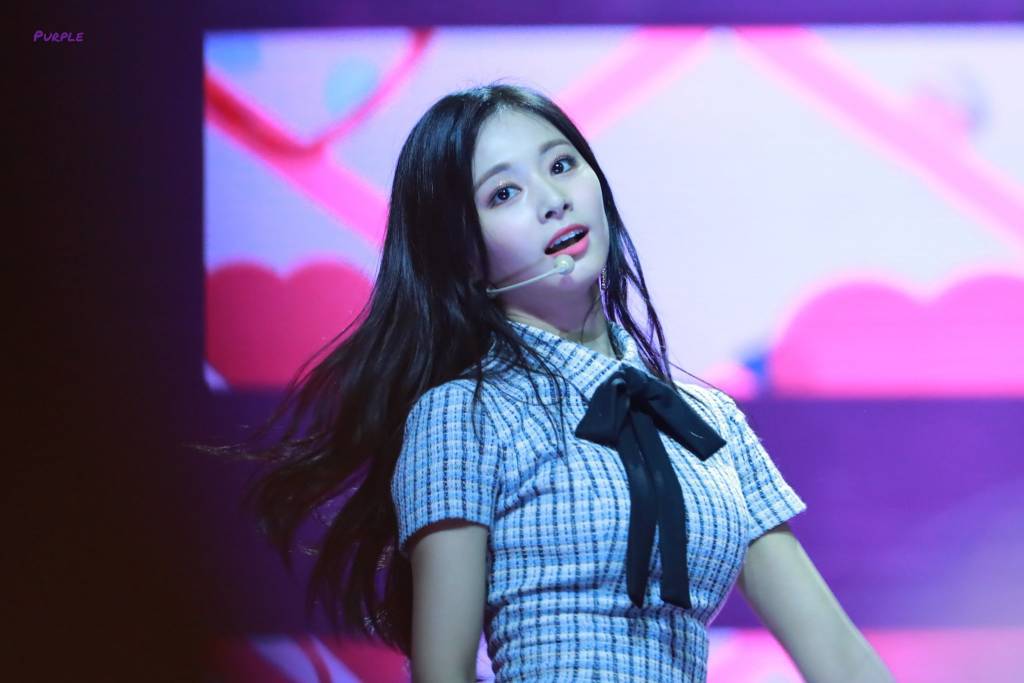 평온한 주말엔 쯔위