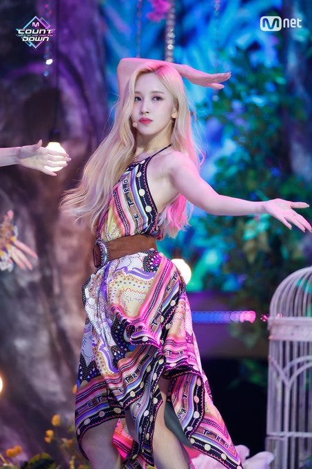 오늘자 트와이스 엠카