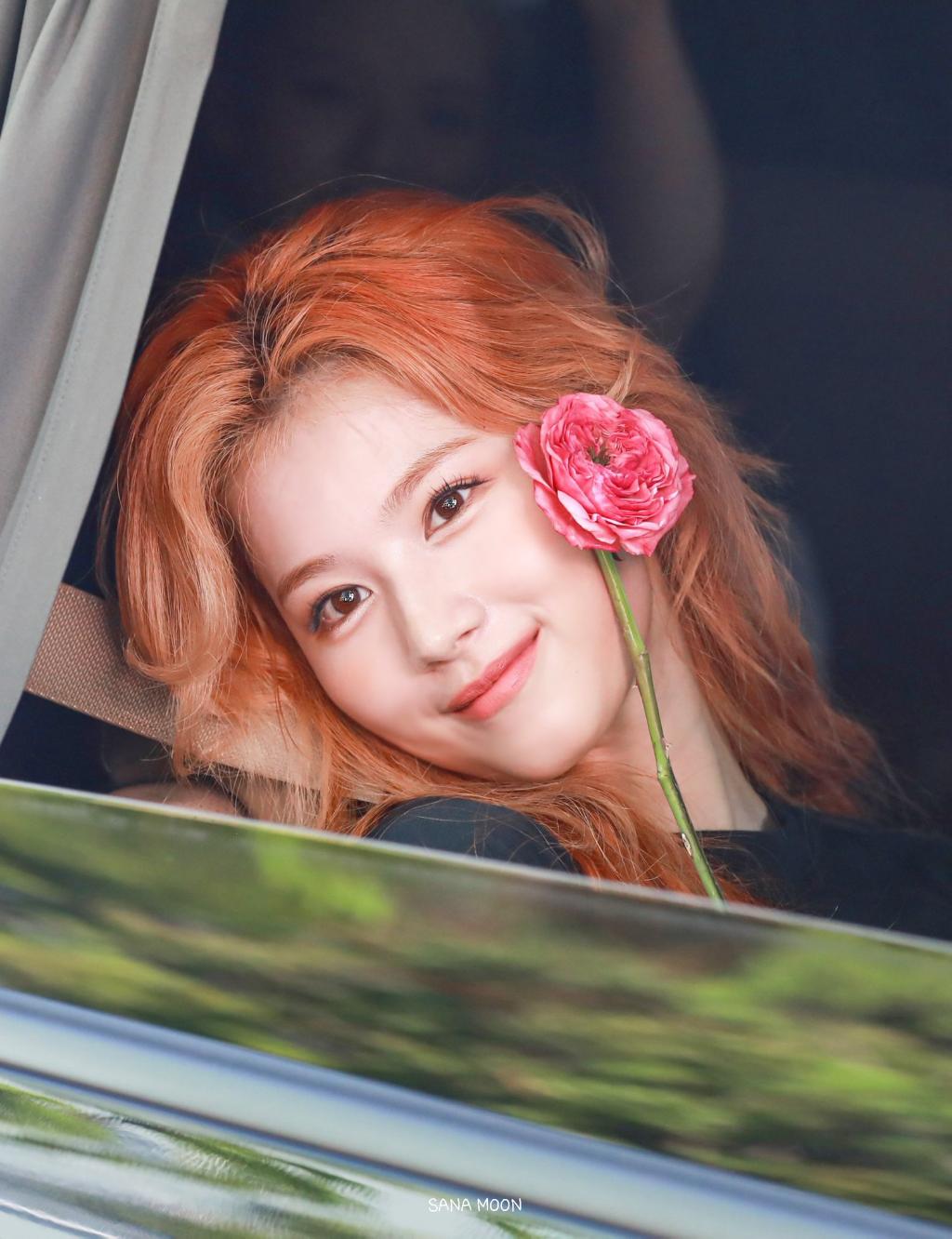 트와이스 사나 생일
