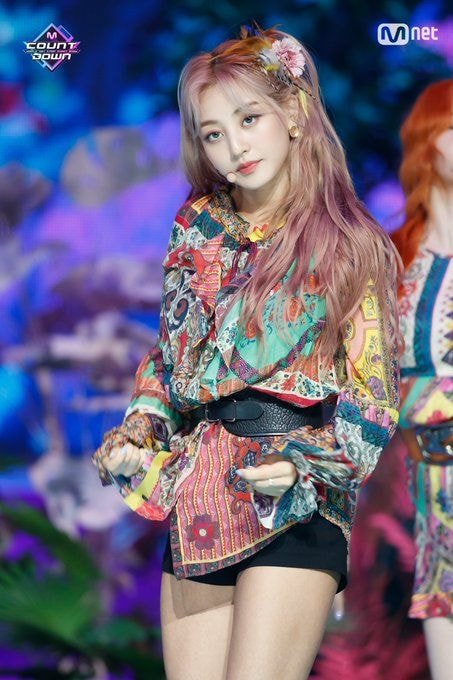 오늘자 트와이스 엠카