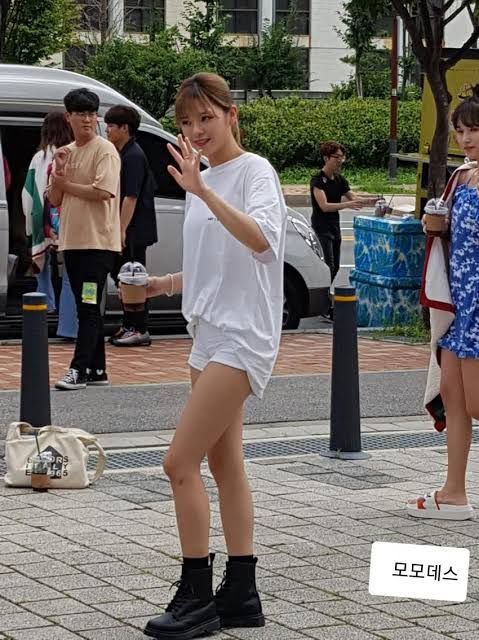 #정연 실물 느낌짤