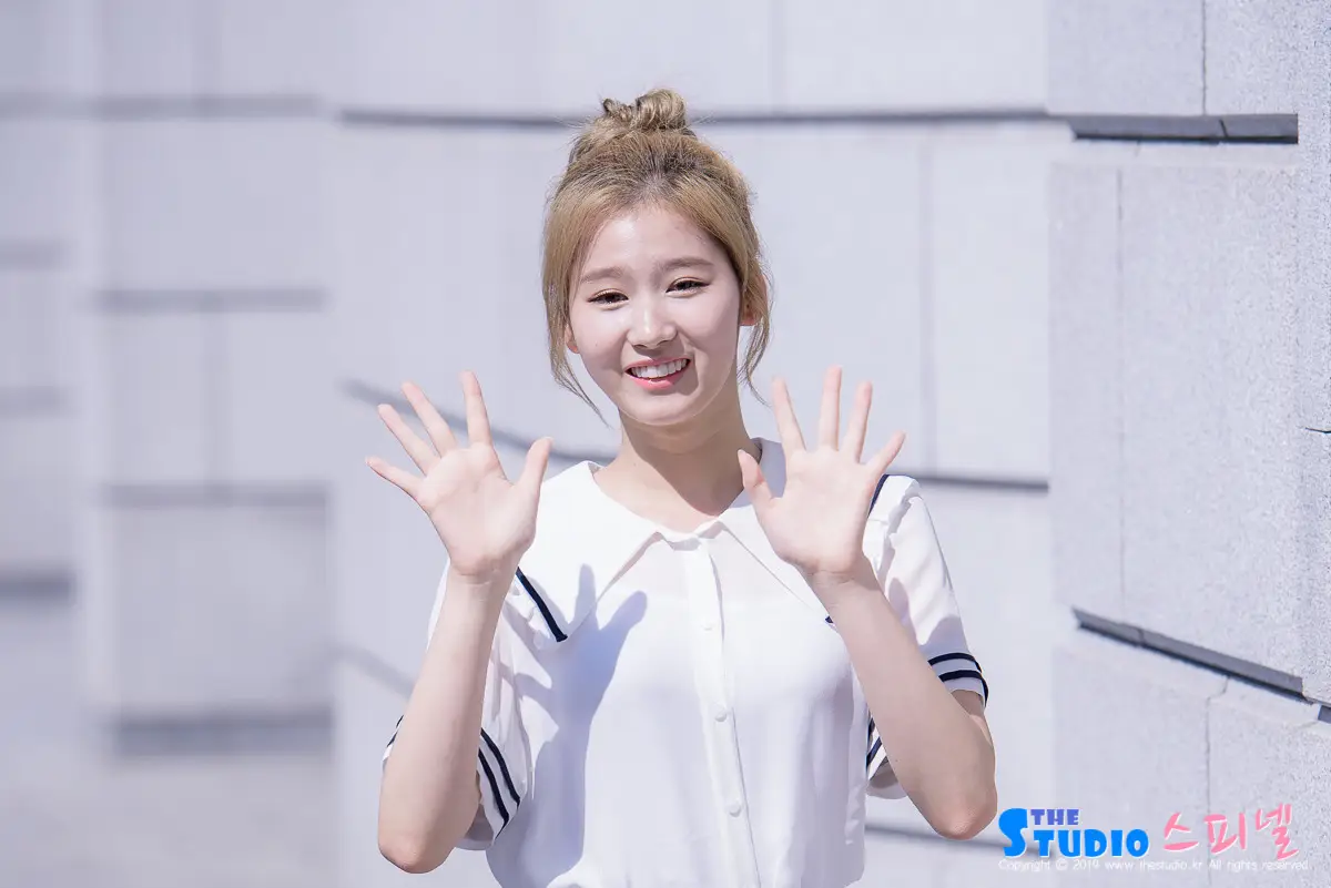 160709 해피투게더 출근길 트와이스 사나 직찍 by 스피넬