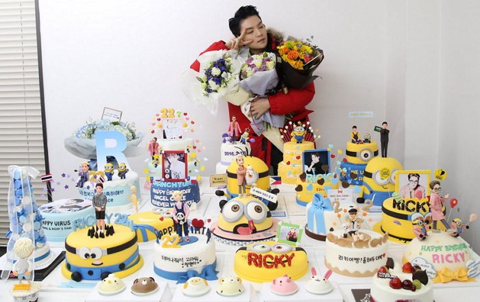 미니언즈 좋아하는 아이돌 선물..