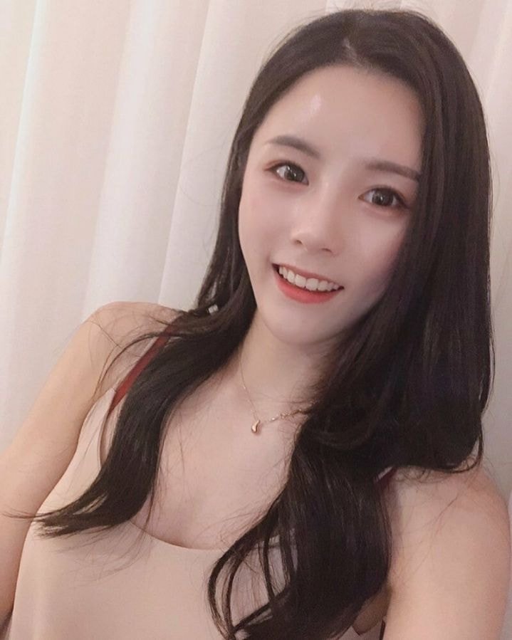 男 연예인에게 대시 많이 받았다는 미녀 배구 선수