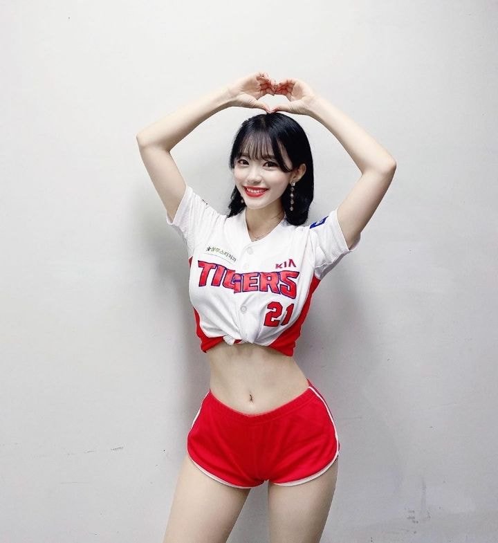 22살 기아 치어리더 이다혜