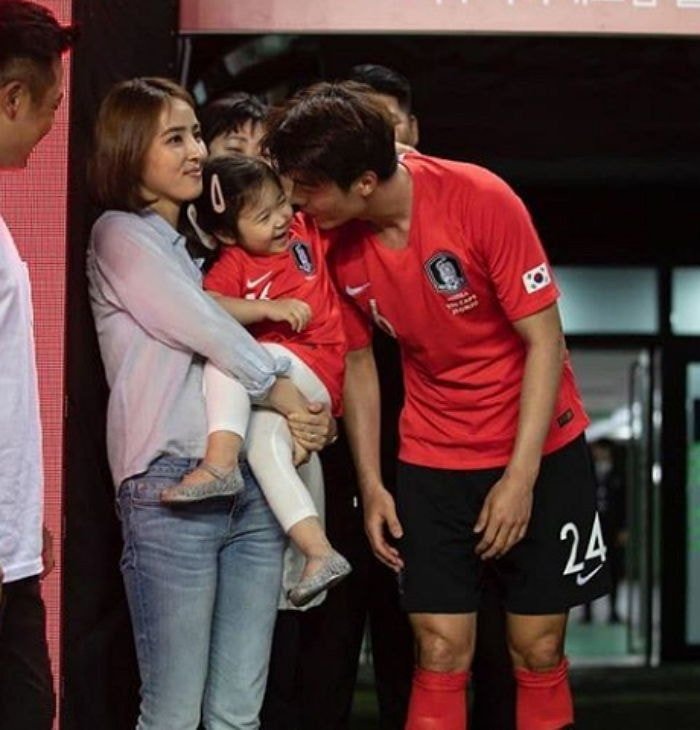 기성용 한혜진 가족사진