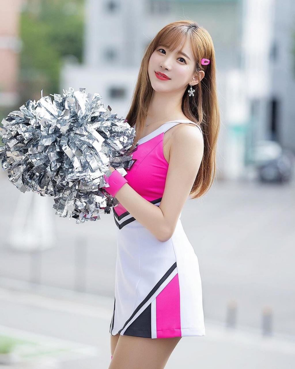 치어리더 김한나