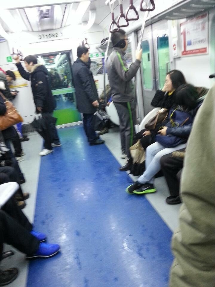 아직도 의문인 항간의 그 짤