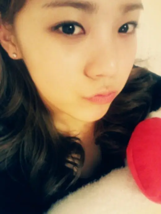 리지 셀카, 입술 쭉 내밀고 애교♥