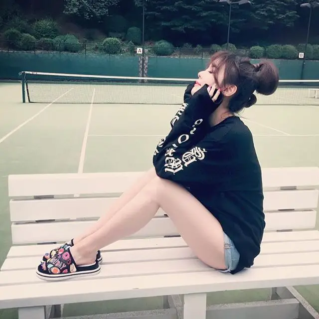 세리(달샤벳) 160607 인스타그램 - 화보촬영 끝나구 달링생각중