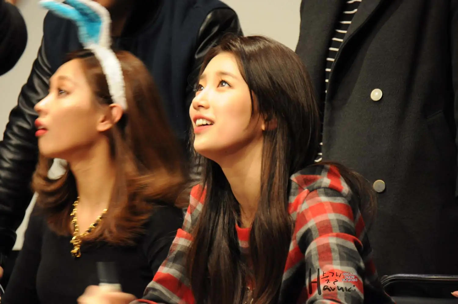미쓰에이 (수지 focus) - 131116 신촌 팬 사인회