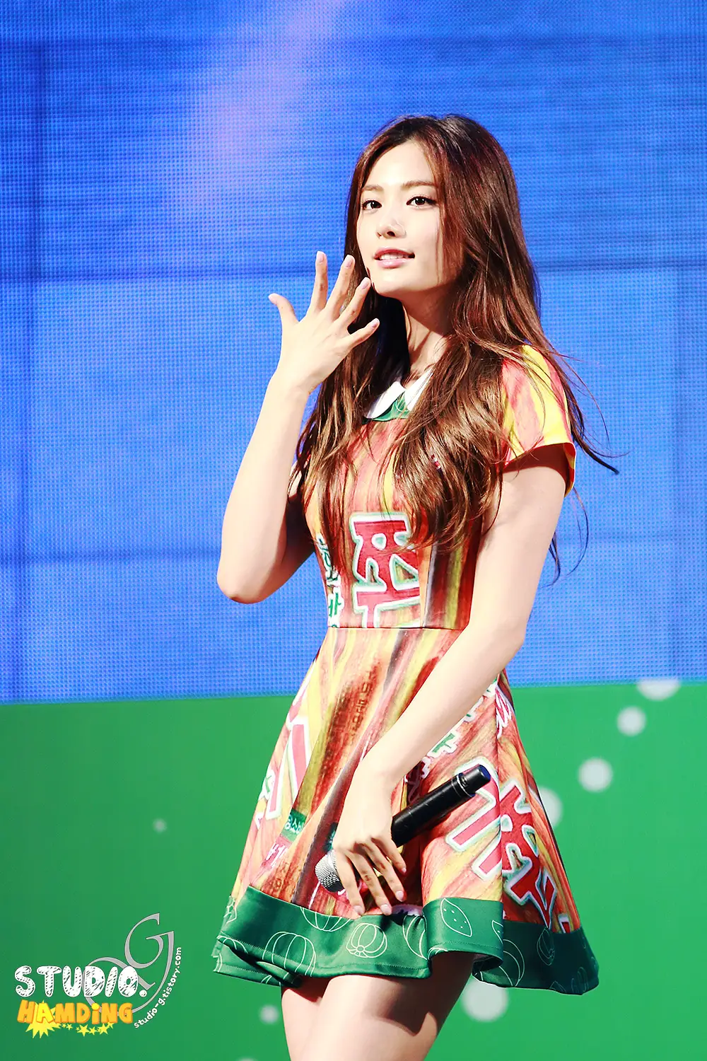 오렌지캬라멜(레이나 위주) - 140717 영스트리트 공개방송 by Hamding