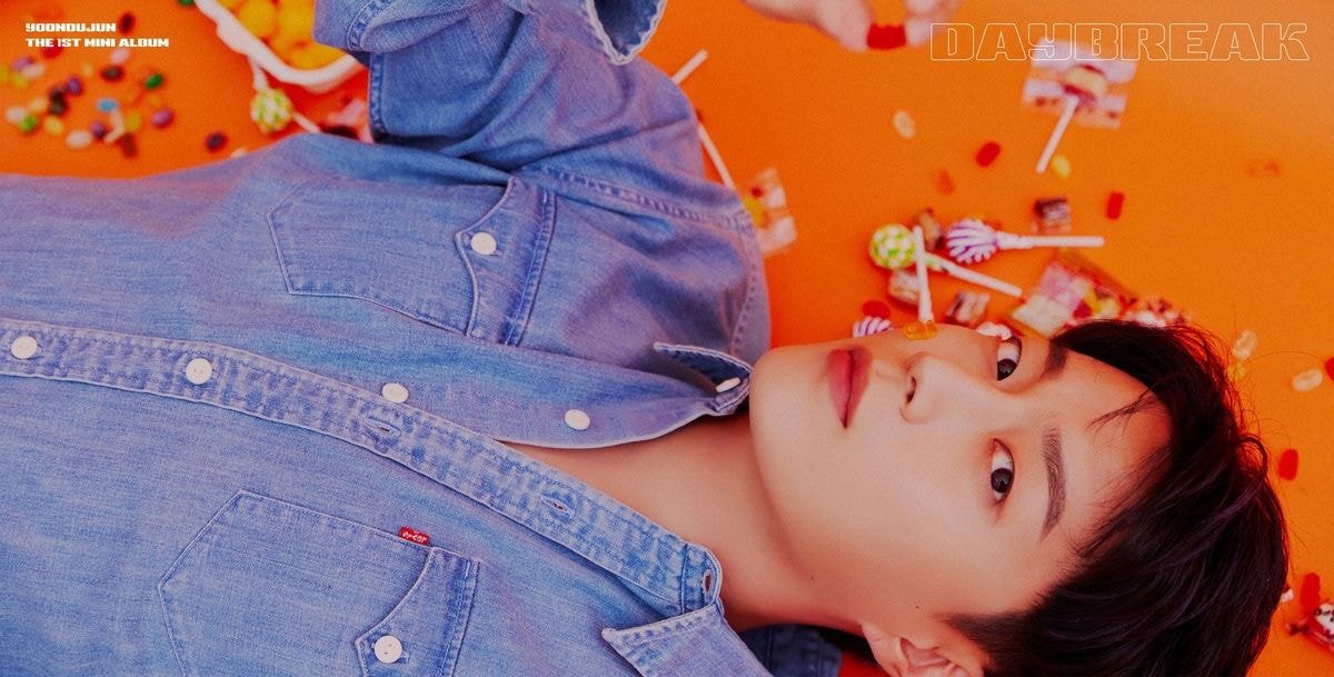 윤두준 THE 1st MINI ALBUM [Daybreak] CONCEPT PHOTO - 1 -