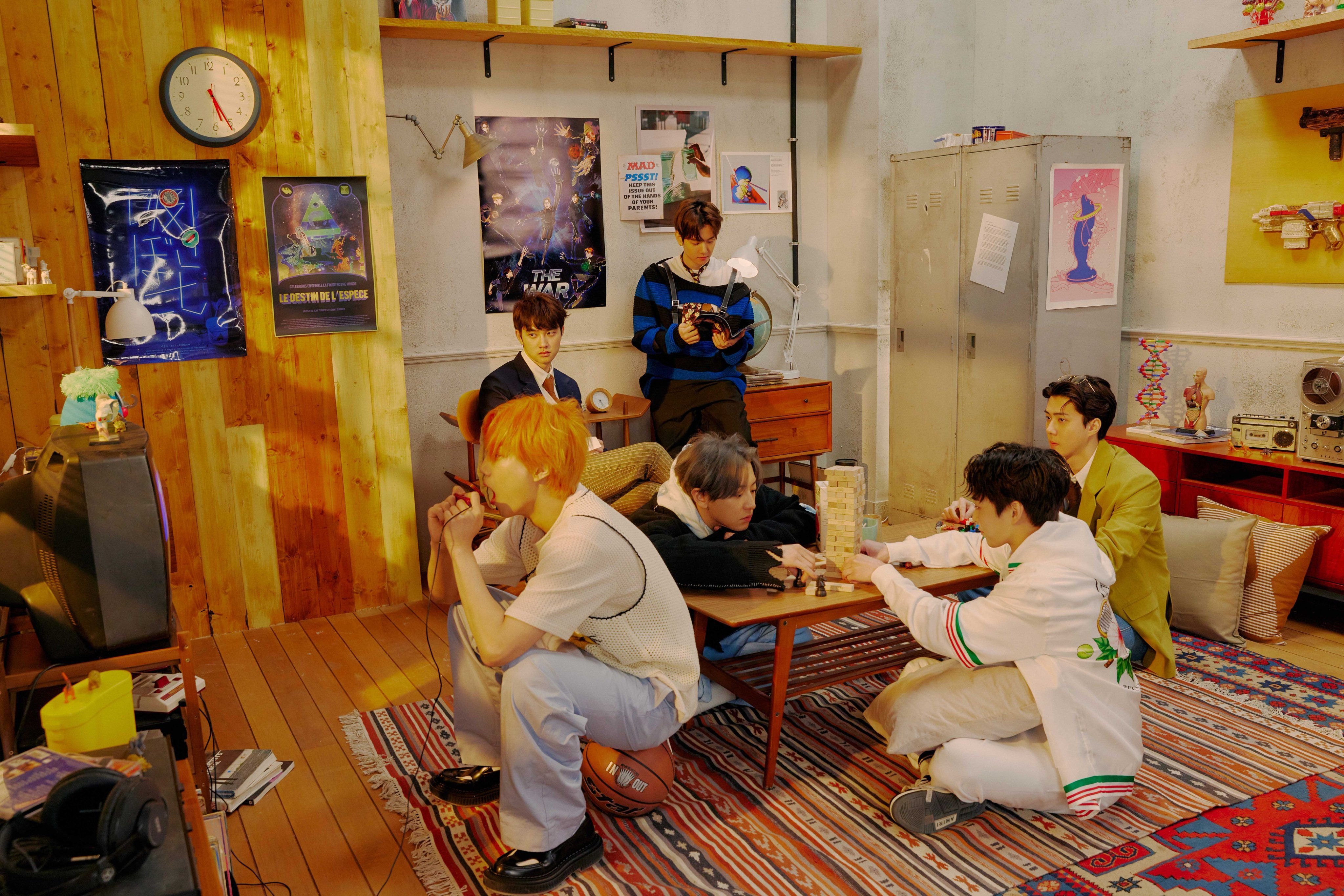 PARALLEL UNIVERSE +EXOSHIP SAGA EXO 엑소 Special Album [DON'T FIGHT THE FEELING] ? 2021.06.07. 6PM KST