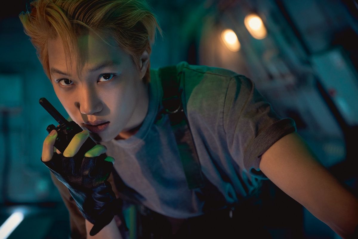 EXO 엑소 Special Album [DON'T FIGHT THE FEELING] EPISODE 02. ONE GIANT LEAP 카이 티져이미지