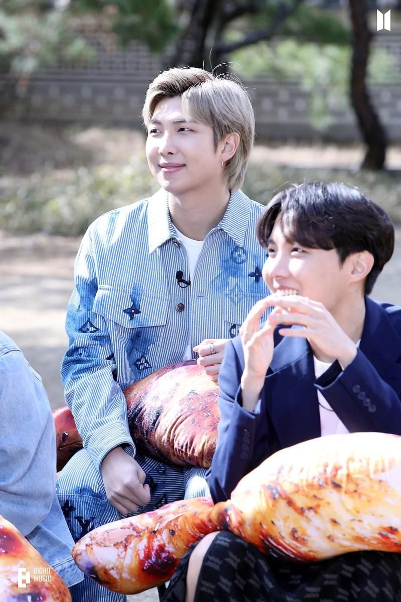 유퀴즈x방탄소년단 비하인드컷[네이버 포스트]