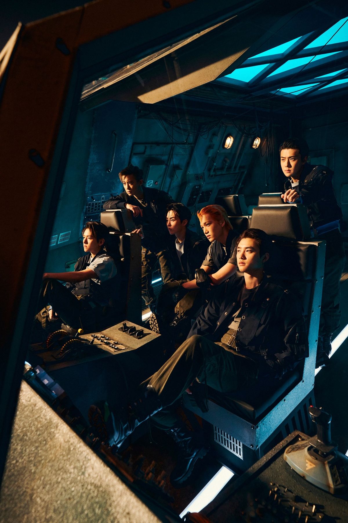 EXO 엑소 Special Album [DON'T FIGHT THE FEELING] EPISODE 02. ONE GIANT LEAP
