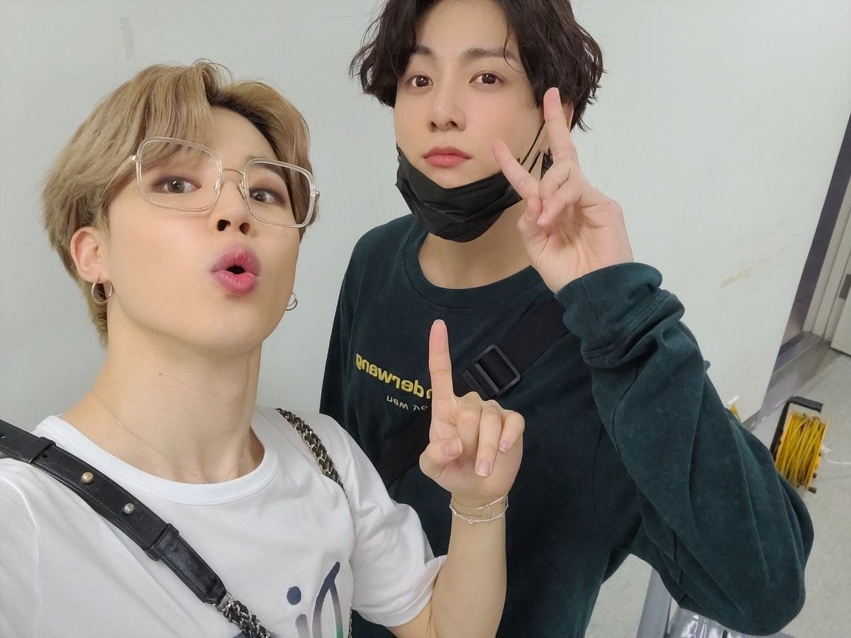 증국아 24살 생일 축하한다  형이 사랑한다 #JIMIN #정국생일ㅊㅋ - 방탄소년단 지민 트윗