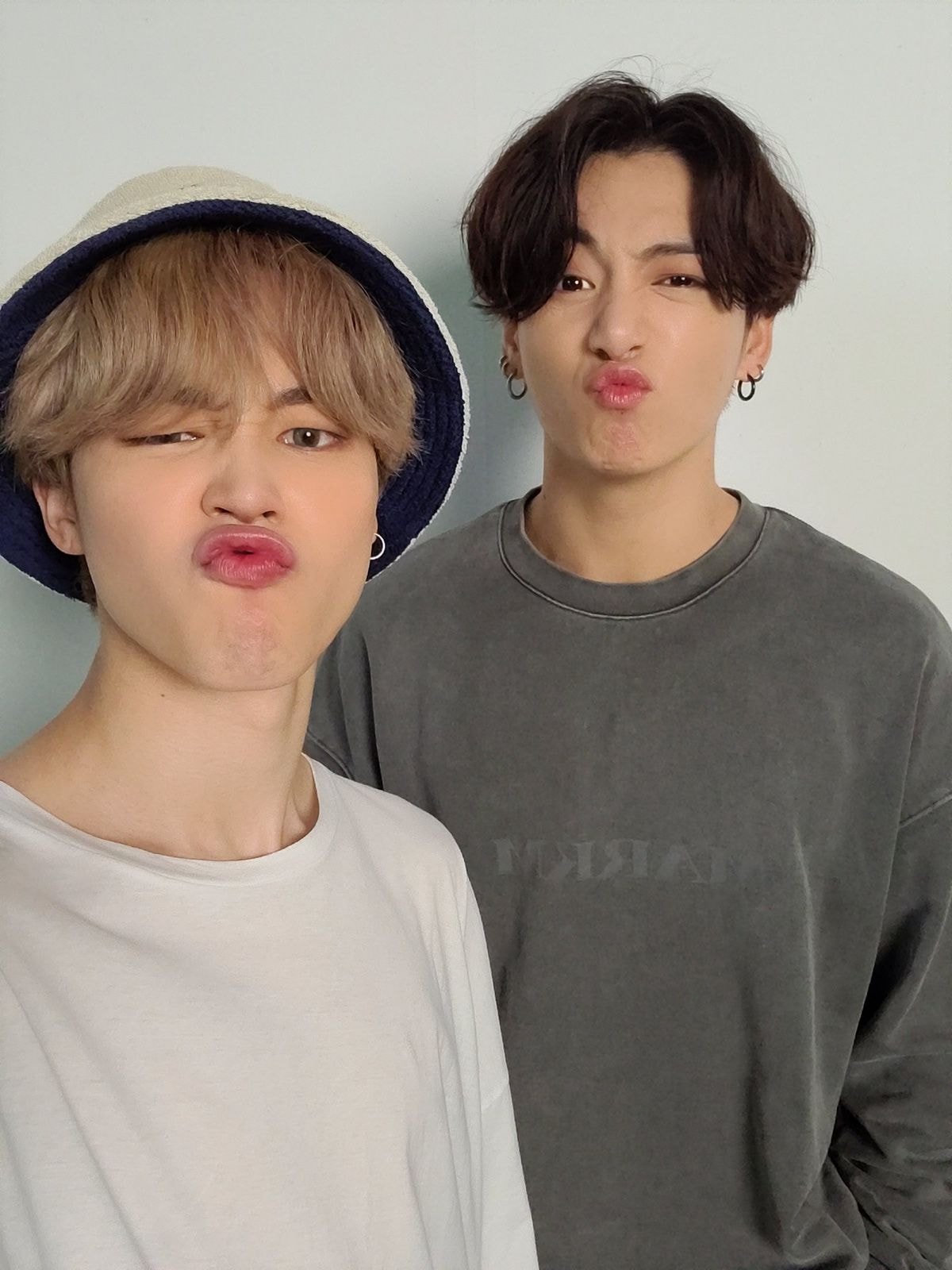 증국아 24살 생일 축하한다  형이 사랑한다 #JIMIN #정국생일ㅊㅋ - 방탄소년단 지민 트윗