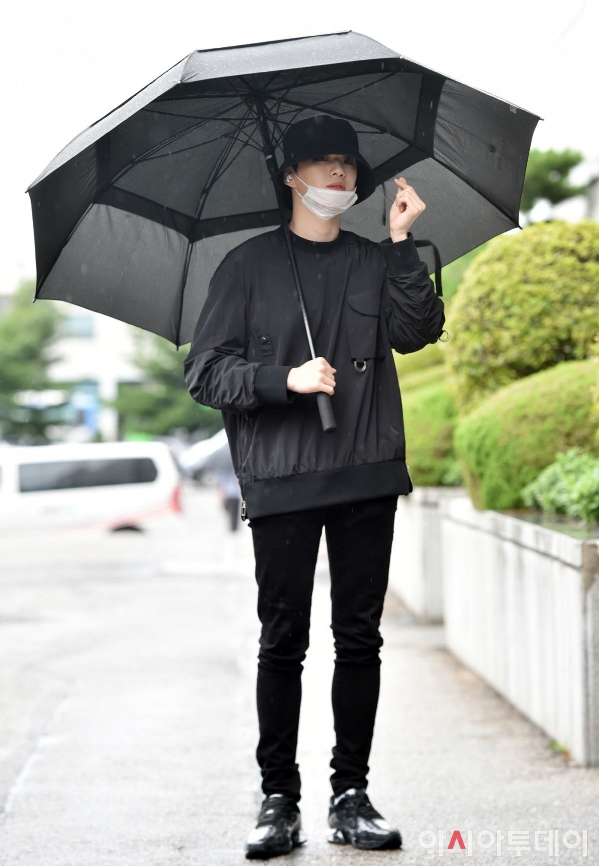강다니엘 출근길